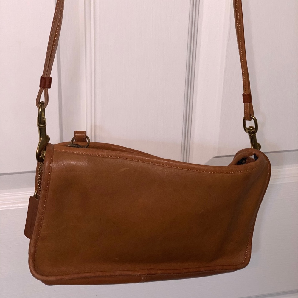 Vintage Coach Cowhide Crossbody basic bag